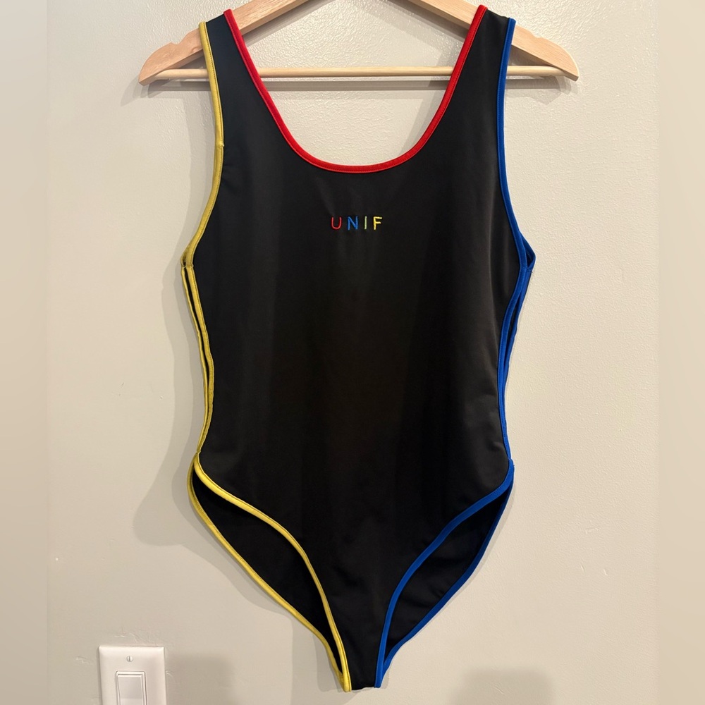 UNIF one piece colorblock swimsuit - Picture 3 of 6